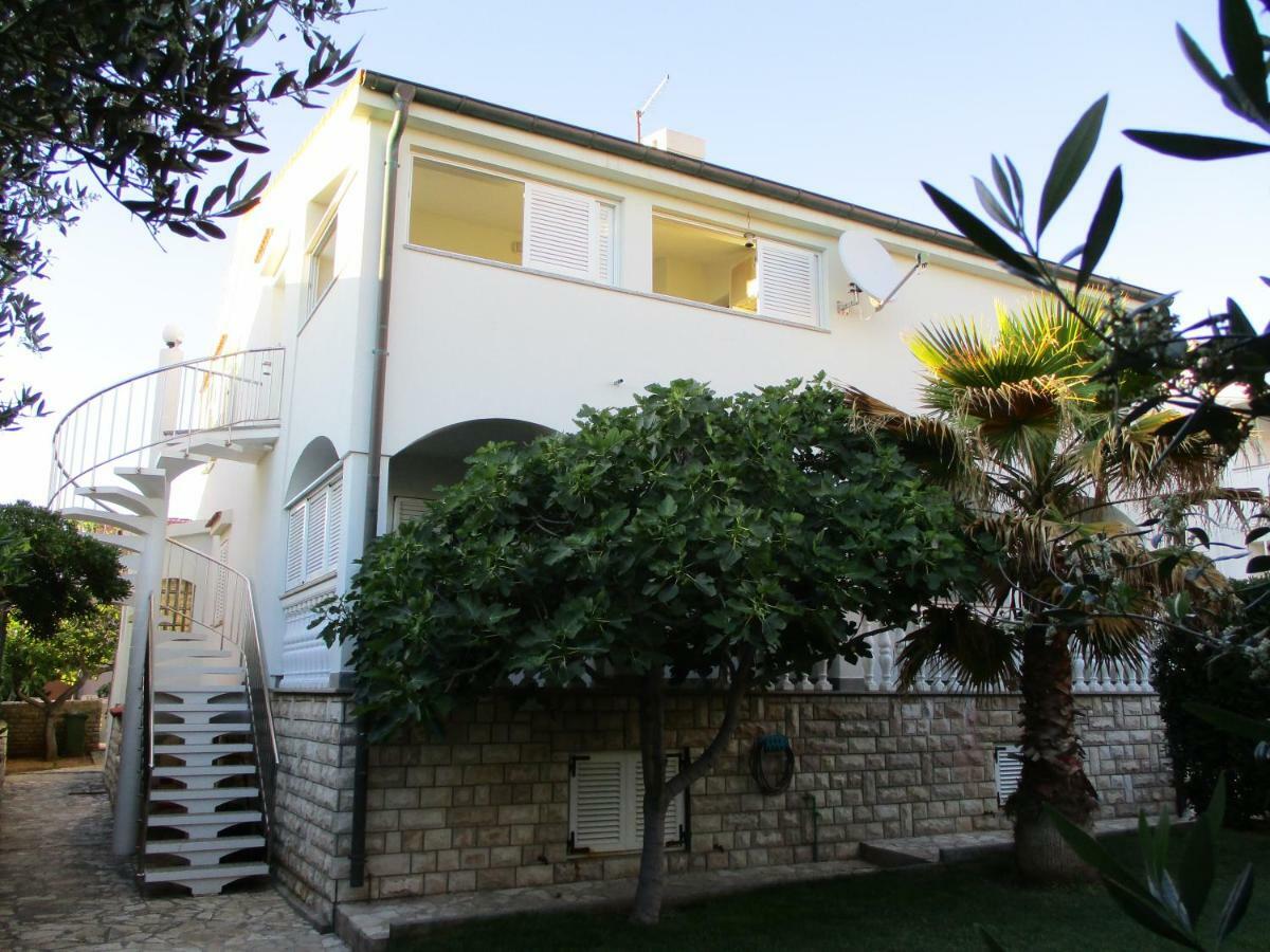 Ferienwohnung-Apartment Bootsliegeplatz Nach Anfrage Povljana Exterior foto